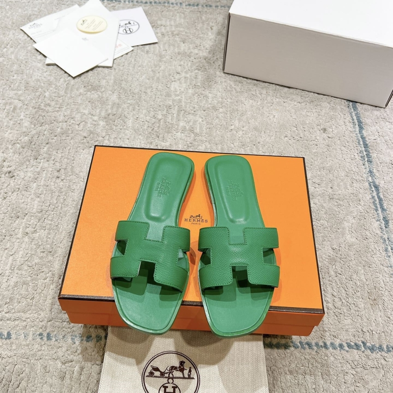 H**mes slippers